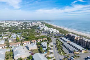 8495 Ridgewood Ave, Cape Canaveral, FL 32920 - Photo 38