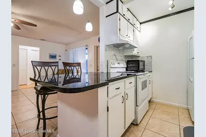 1198 Breezy Way #7, Sebastian, FL 32958 - Photo 8