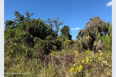 1810 38th Place, Vero Beach, FL 32960 - Photo 1