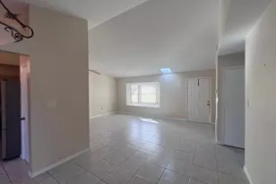 565 Heather Ave NE, Palm Bay, FL 32907 - Photo 4