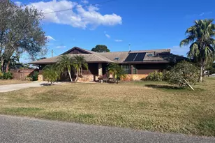 565 Heather Ave NE, Palm Bay, FL 32907 - Photo 2