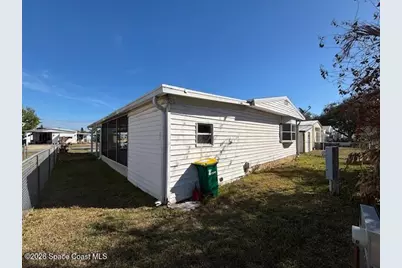 960 Cashew Circle, Barefoot Bay, FL 32976 - Photo 22