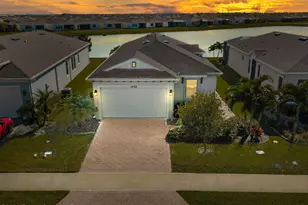 1692 Great Belt Cir, Melbourne, FL 32940 - Photo 2