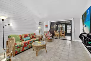 1403 SE Colchester Cir, Port Saint Lucie, FL 34952 - Photo 12