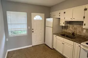 1420 Avocado Ave, Melbourne, FL 32935 - Photo 4