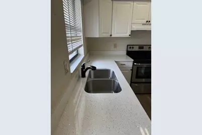 341 Mercury Avenue SE #201, Palm Bay, FL 32909 - Photo 4