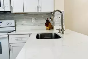 1145 Luminary Cir, Melbourne, FL 32901 - Photo 12