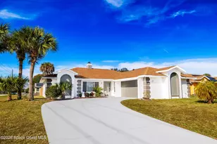 1604 Carbondale Ave NW, Palm Bay, FL 32907 - Photo 2