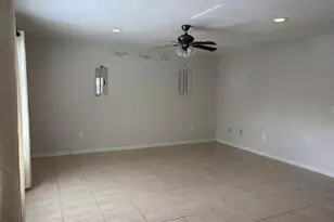 2800 Indian River Blvd, Vero Beach, FL 32960 - Photo 4