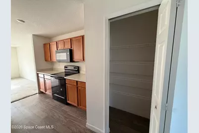 806 Trinidad Avenue SE, Palm Bay, FL 32909 - Photo 10