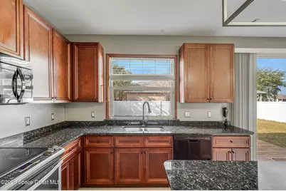 3686 Mount Carmel Lane, Melbourne, FL 32901 - Photo 14