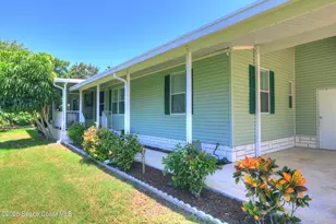 1068 Wren Cir, Barefoot Bay, FL 32976 - Photo 4