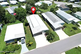 1068 Wren Cir, Barefoot Bay, FL 32976 - Photo 2