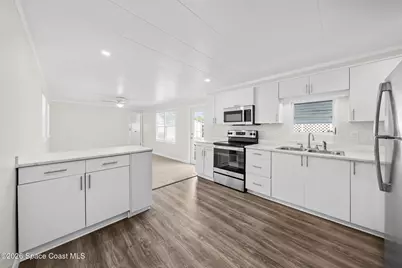 126 Holiday Park Boulevard NE, Palm Bay, FL 32907 - Photo 2