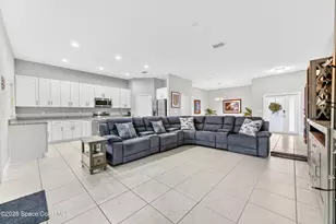 1285 Grandeur St SE, Palm Bay, FL 32909 - Photo 12