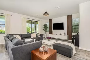 3179 Ribbon Grass Dr, Melbourne, FL 32940 - Photo 4