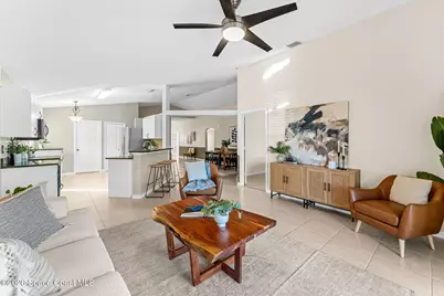 580 Wickham Lakes Drive, Melbourne, FL 32940 - Photo 10