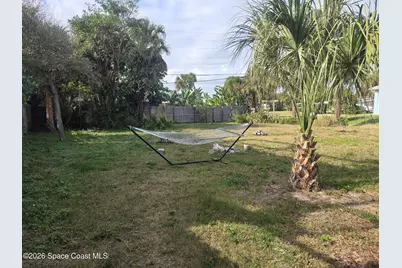 910 S Orlando Avenue, Cocoa Beach, FL 32931 - Photo 2