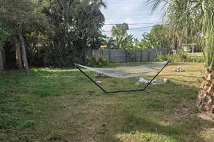 910 S Orlando Ave, Cocoa Beach, FL 32931 - Photo 24