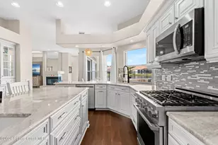 630 Newport Dr, Indialantic, FL 32903 - Photo 14