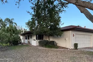 802 Parkside Pl, Indian Harbour Beach, FL 32937 - Photo 2