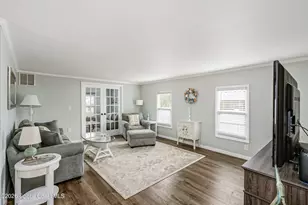 914 Hyacinth Cir, Barefoot Bay, FL 32976 - Photo 12