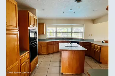 618 Hibiscus Trail W, Melbourne Beach, FL 32951 - Photo 6