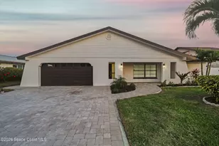 1470 Sykes Creek Dr, Merritt Island, FL 32953 - Photo 2