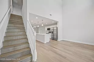 208 Hidden Woods Pl, Melbourne, FL 32901 - Photo 2