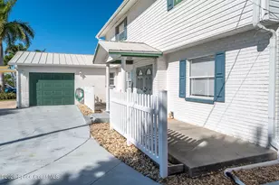 610 Paula Ave, Merritt Island, FL 32953 - Photo 4