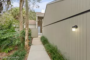 388 Aquarina Blvd, Melbourne Beach, FL 32951 - Photo 2