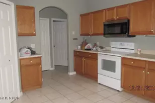 4281 Caparosa Cir, Melbourne, FL 32940 - Photo 6