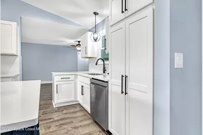 479 Heather Avenue NE, Palm Bay, FL 32907 - Photo 6