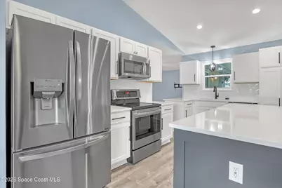 479 Heather Avenue NE, Palm Bay, FL 32907 - Photo 4