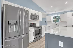 479 Heather Ave NE, Palm Bay, FL 32907 - Photo 4