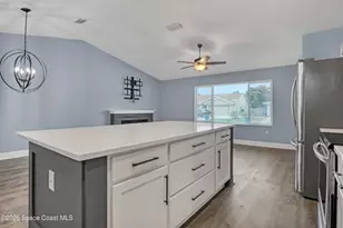 479 Heather Ave NE, Palm Bay, FL 32907 - Photo 8