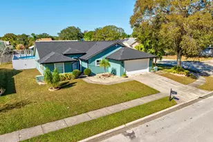 3378 Areca Palm Ave, Melbourne, FL 32901 - Photo 2