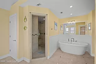 250 Lanternback Island Dr, Satellite Beach, FL 32937 - Photo 46