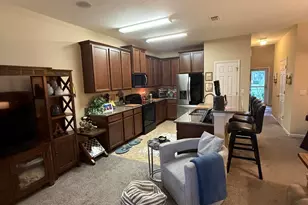 2705 Revolution St, Melbourne, FL 32935 - Photo 6