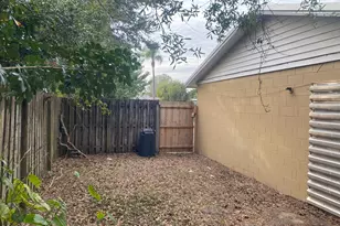 599 Chantilly Dr, Melbourne, FL 32935 - Photo 14