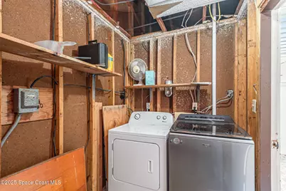 261 Edgewater Avenue SE, Palm Bay, FL 32909 - Photo 20