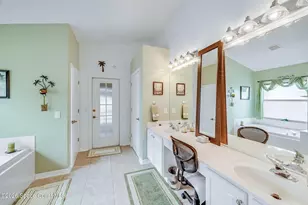 4910 Worthington Circle E, Rockledge, FL 32955 - Photo 32