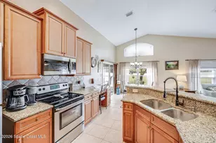 4910 Worthington Circle E, Rockledge, FL 32955 - Photo 12