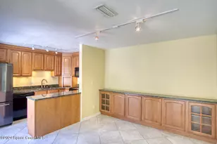 2014 Vista Oaks Cir NE, Palm Bay, FL 32905 - Photo 8