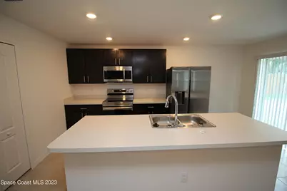 256 Trembley Avenue SW, Palm Bay, FL 32908 - Photo 4