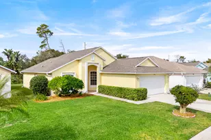 1060 Pine Creek Cir NE, Palm Bay, FL 32905 - Photo 4