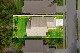 1060 Pine Creek Cir NE, Palm Bay, FL 32905 - Photo 8