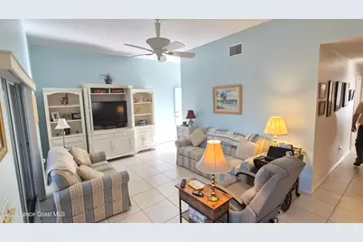 4931 Lake Waterford Way W #3-202, Melbourne, FL 32901 - Photo 4