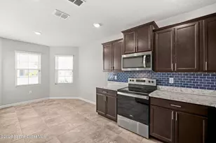 389 Guinevere Dr SW, Palm Bay, FL 32908 - Photo 12