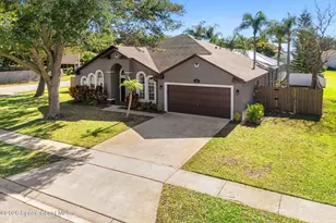 1001 Pelican Ln, Rockledge, FL 32955 - Photo 2